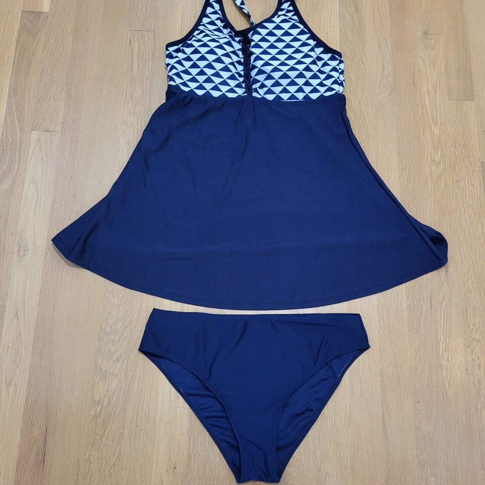 2-Piece Women's Size Large Navy Bathing Suit White Check Patterned NWOT
